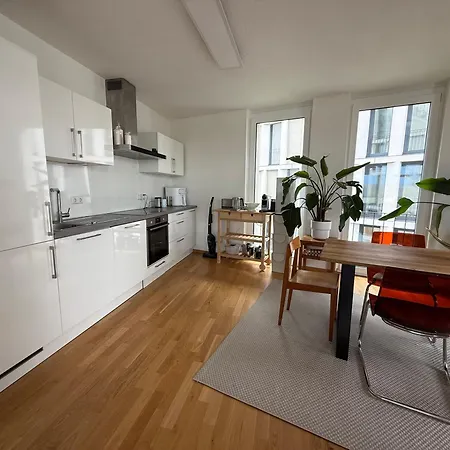 Helles Design-apt Bei Freiburg Schwarzwald-blick